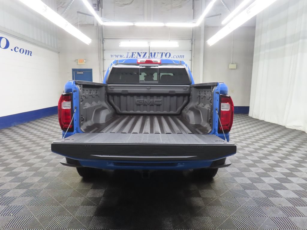 Used 2025 GMC Canyon Elevation AWD/4WD image 31