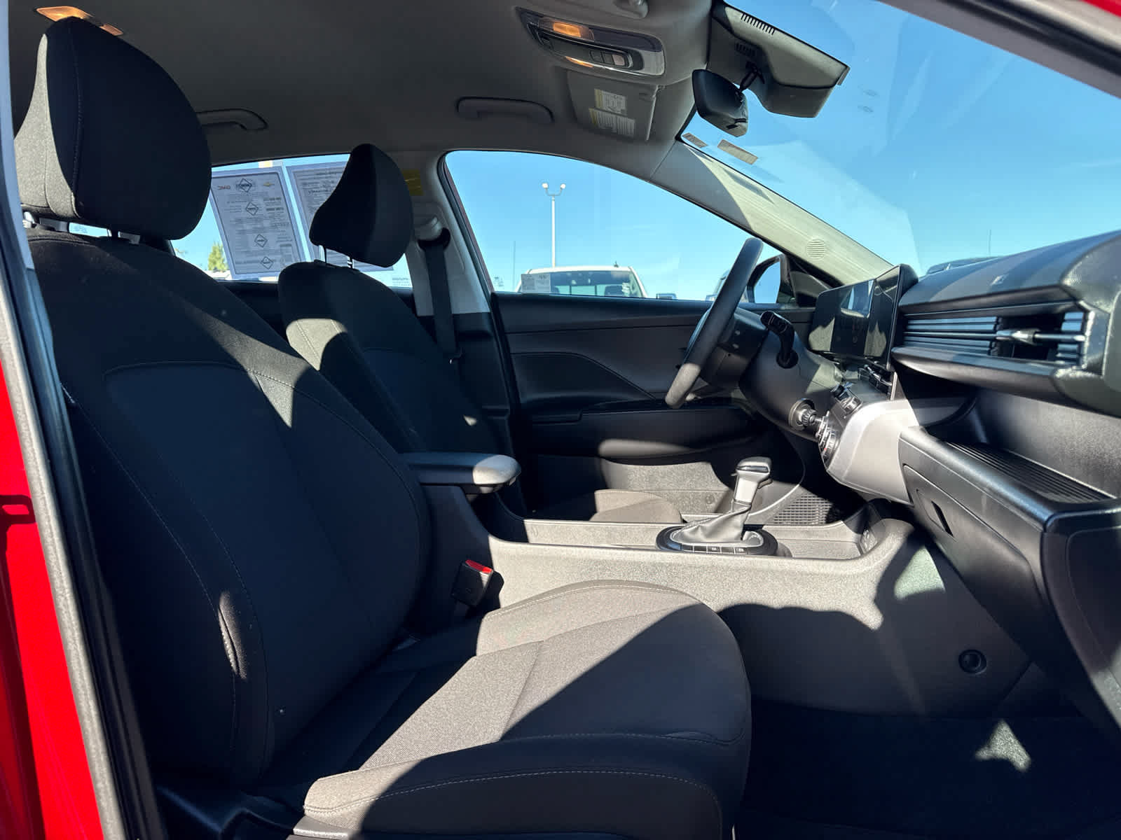 Used 2024 Hyundai Kona SE FWD image 23