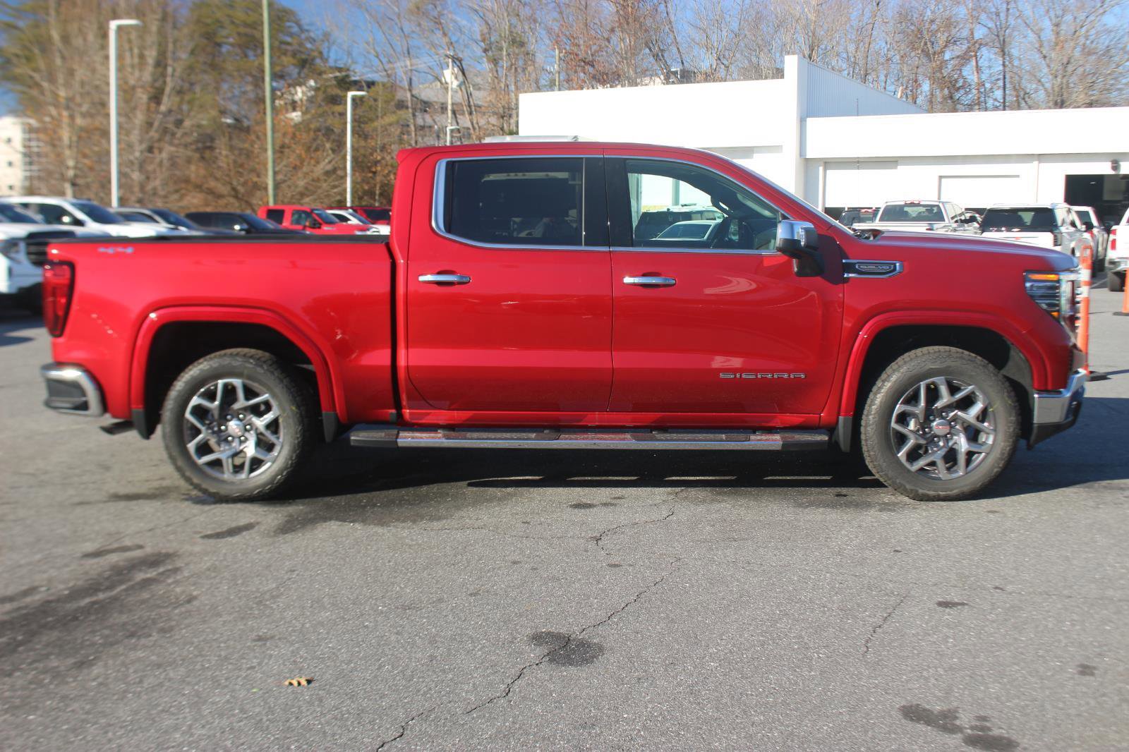 New 2026 GMC Sierra 1500 SLT w/ SLT Premium Plus Package image 8
