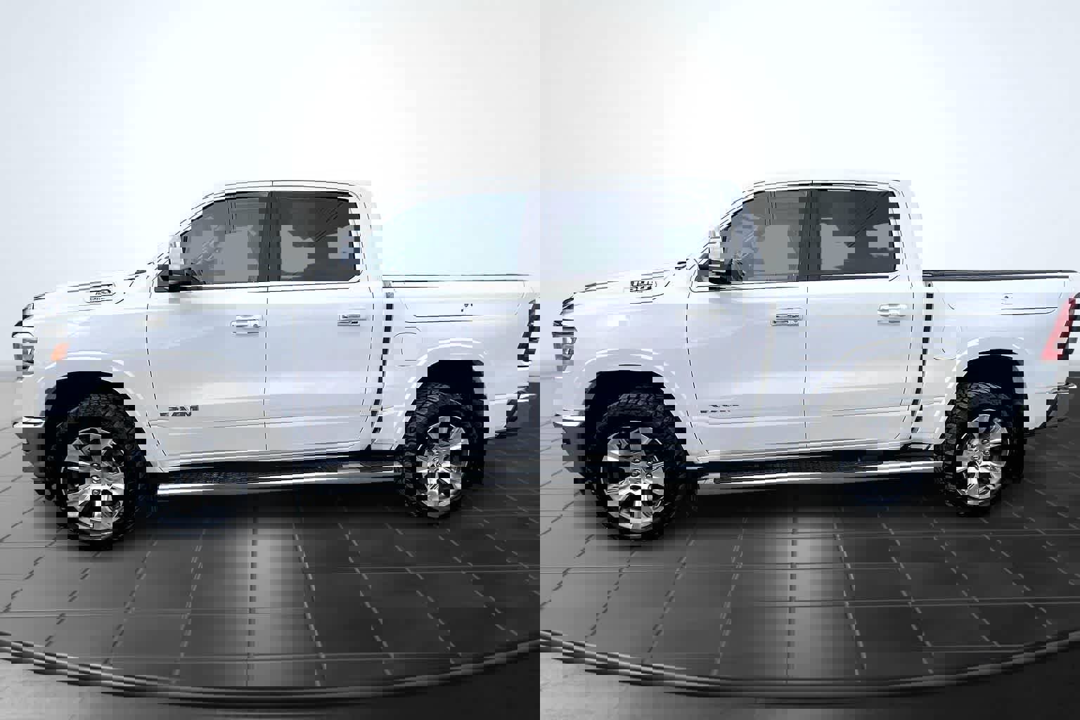 Used 2020 RAM 1500 Laramie image 3