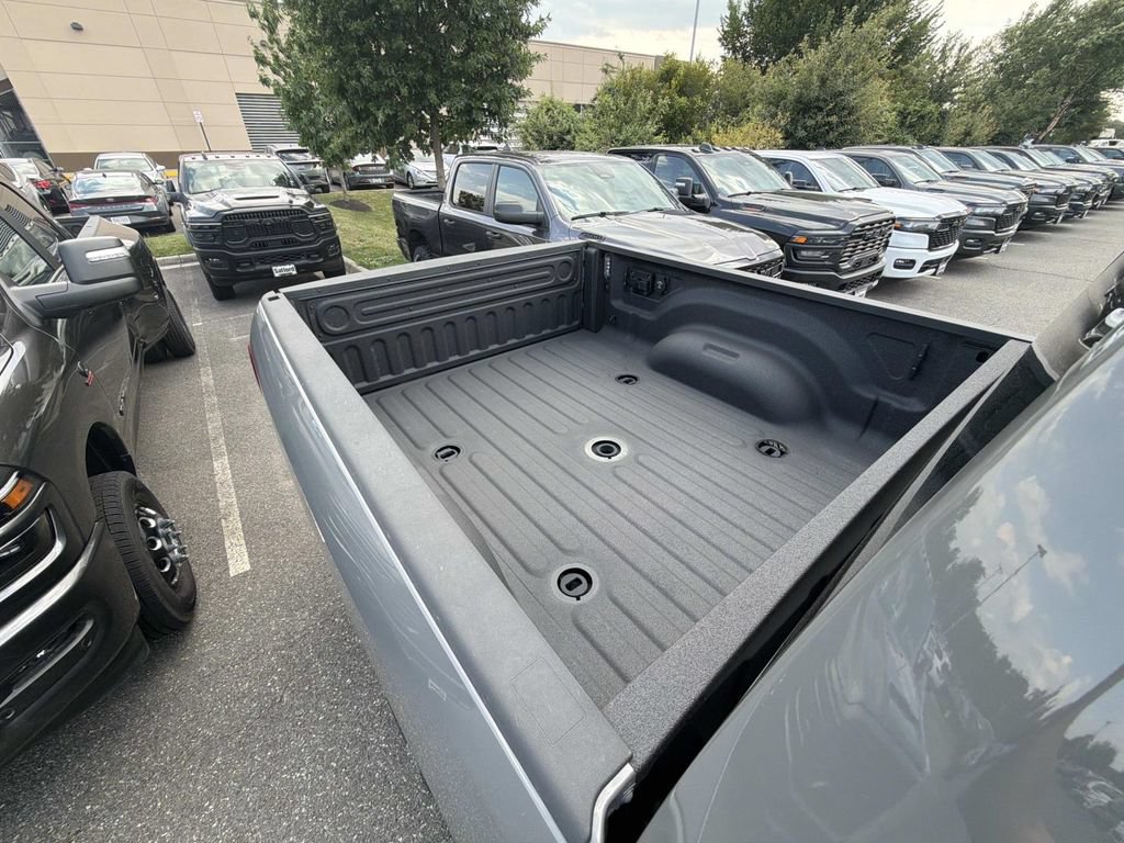 New 2026 RAM 2500 Big Horn AWD/4WD image 28