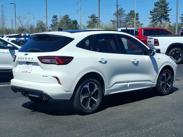 Certified 2024 Ford Escape ST-Line Select w/ Tech Pack #2 AWD/4WD image 6