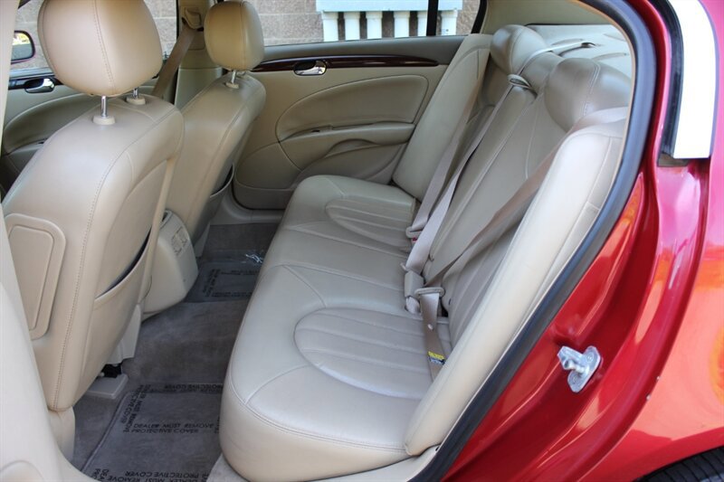 Used 2006 Buick Lucerne CXL w/ Luxury Package FWD image 12