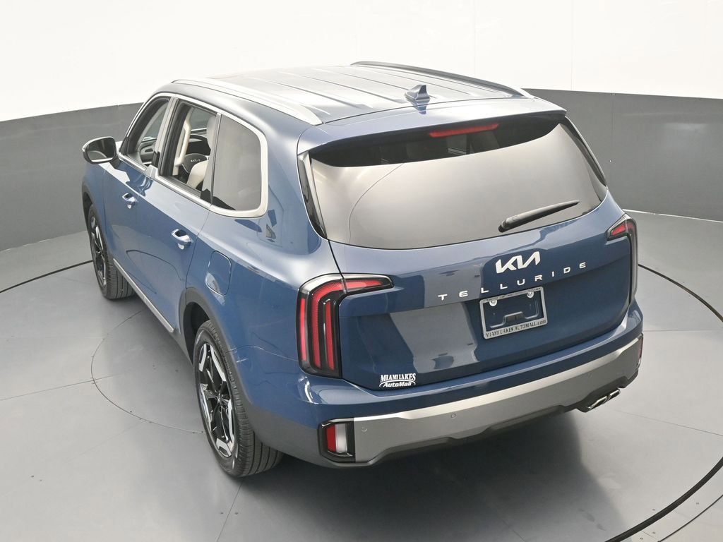 Used 2025 Kia Telluride EX w/ EX Captain's Chair Package image 55