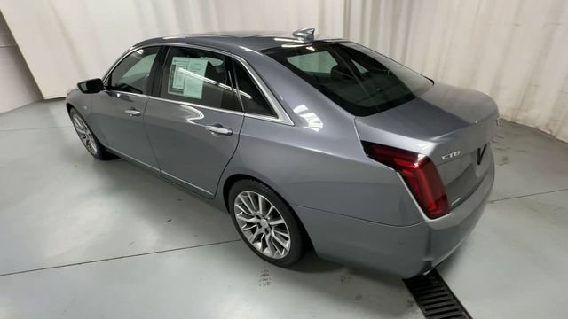 Used 2018 Cadillac CT6 Luxury AWD/4WD image 6