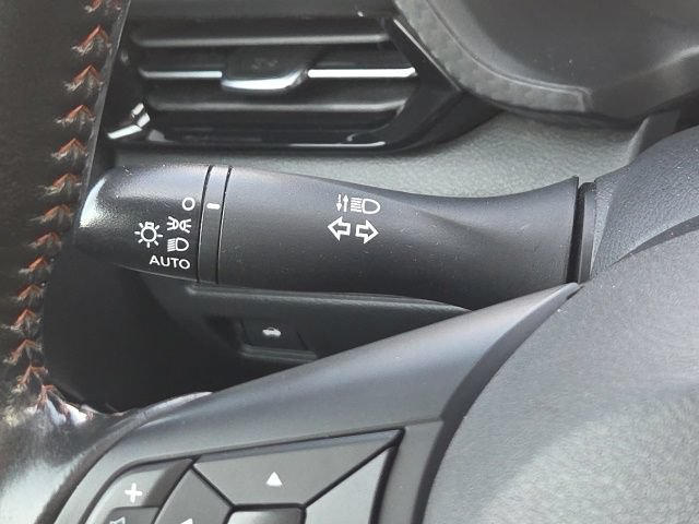 Used 2024 Nissan Sentra SR FWD image 33