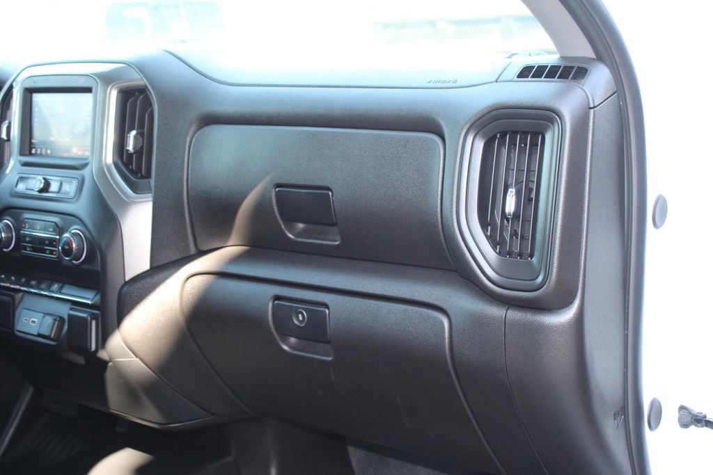 Used 2024 Chevrolet Silverado 1500 W/T w/ WT Value Package AWD/4WD image 26