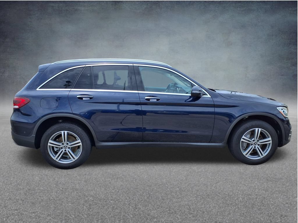 Used 2022 Mercedes-Benz GLC 300 4MATIC image 5