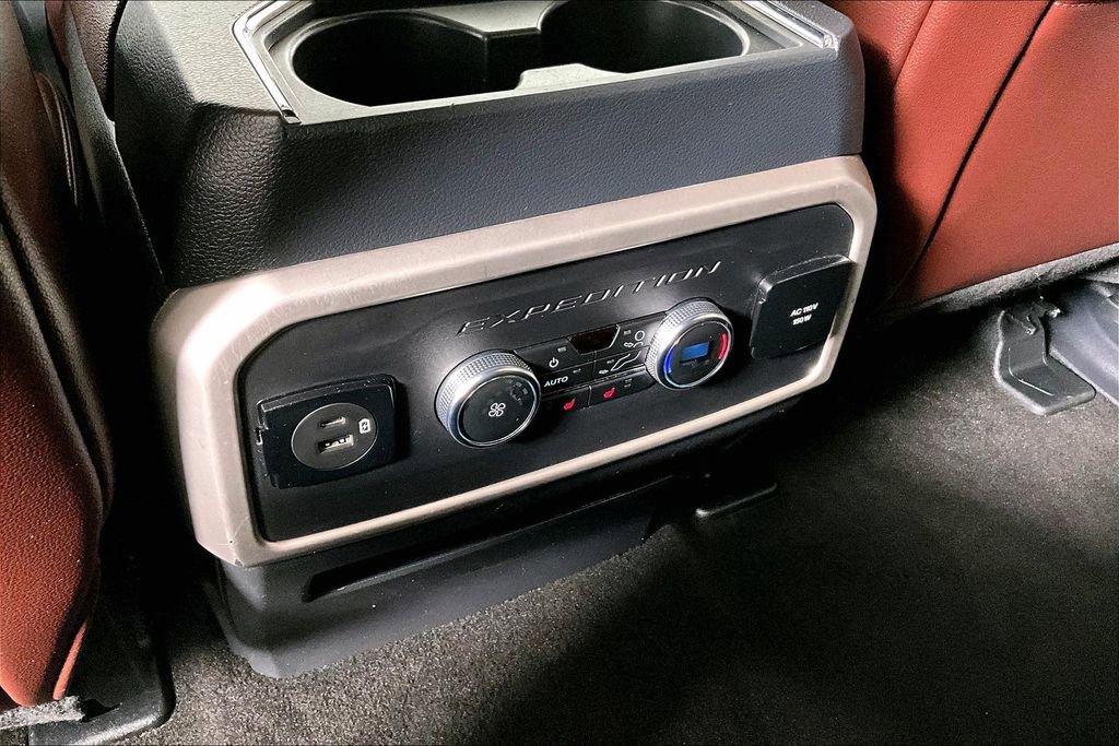 Used 2023 Ford Expedition Max Limited image 34