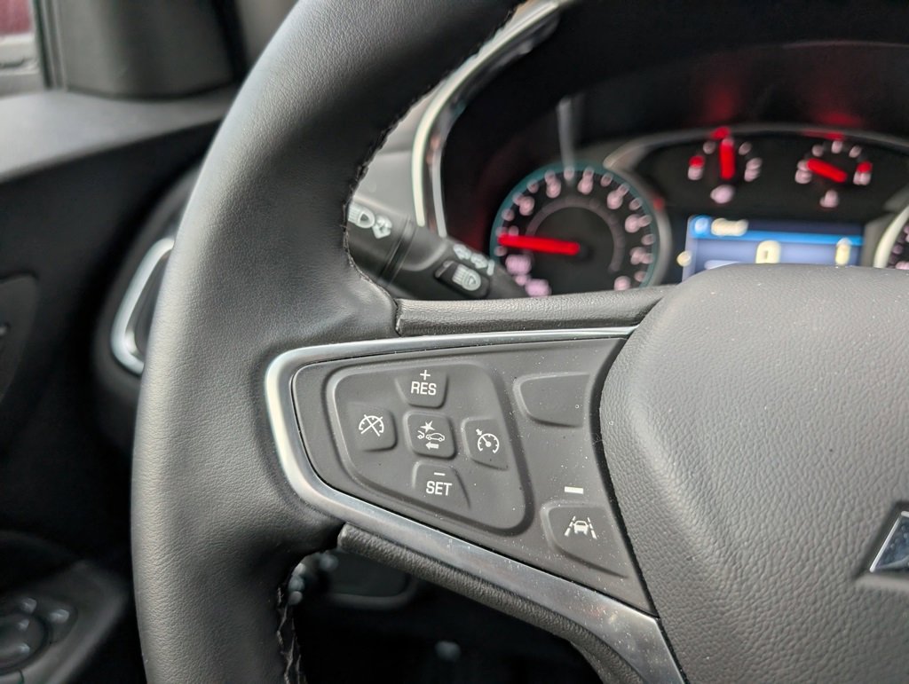 Used 2023 Chevrolet Equinox LT image 12