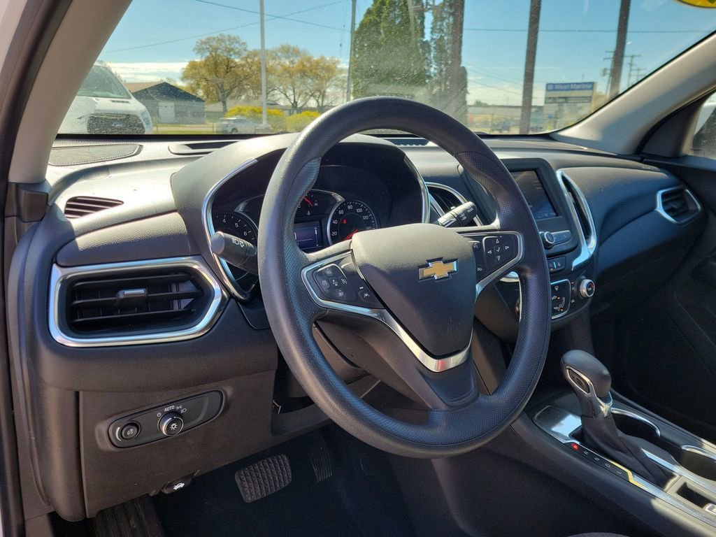 Used 2022 Chevrolet Equinox LT FWD image 19