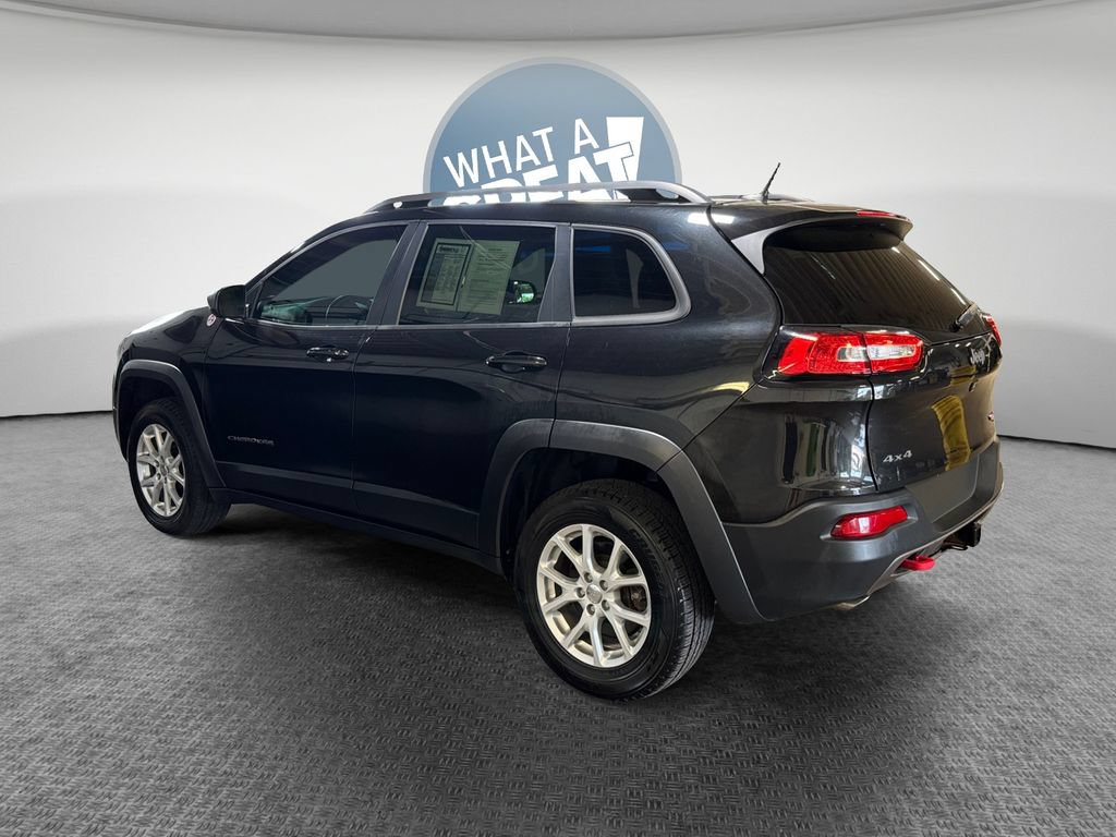 Used 2015 Jeep Cherokee Trailhawk w/ Comfort/Convenience Group AWD/4WD image 6
