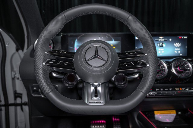 New 2026 Mercedes-Benz GLA 35 AMG 4MATIC image 21