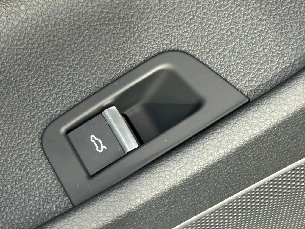 New 2025 Audi Q7 2.0T Premium w/ Convenience Package image 77