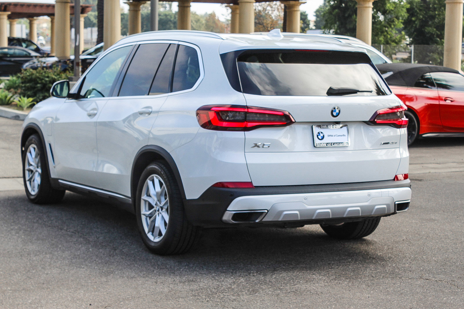 Used 2021 BMW X5 xDrive45e w/ Parking Assistance Package image 4