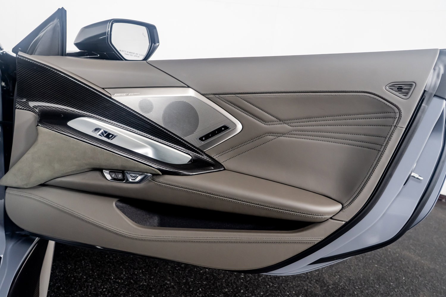 Used 2025 Chevrolet Corvette Z06 image 40