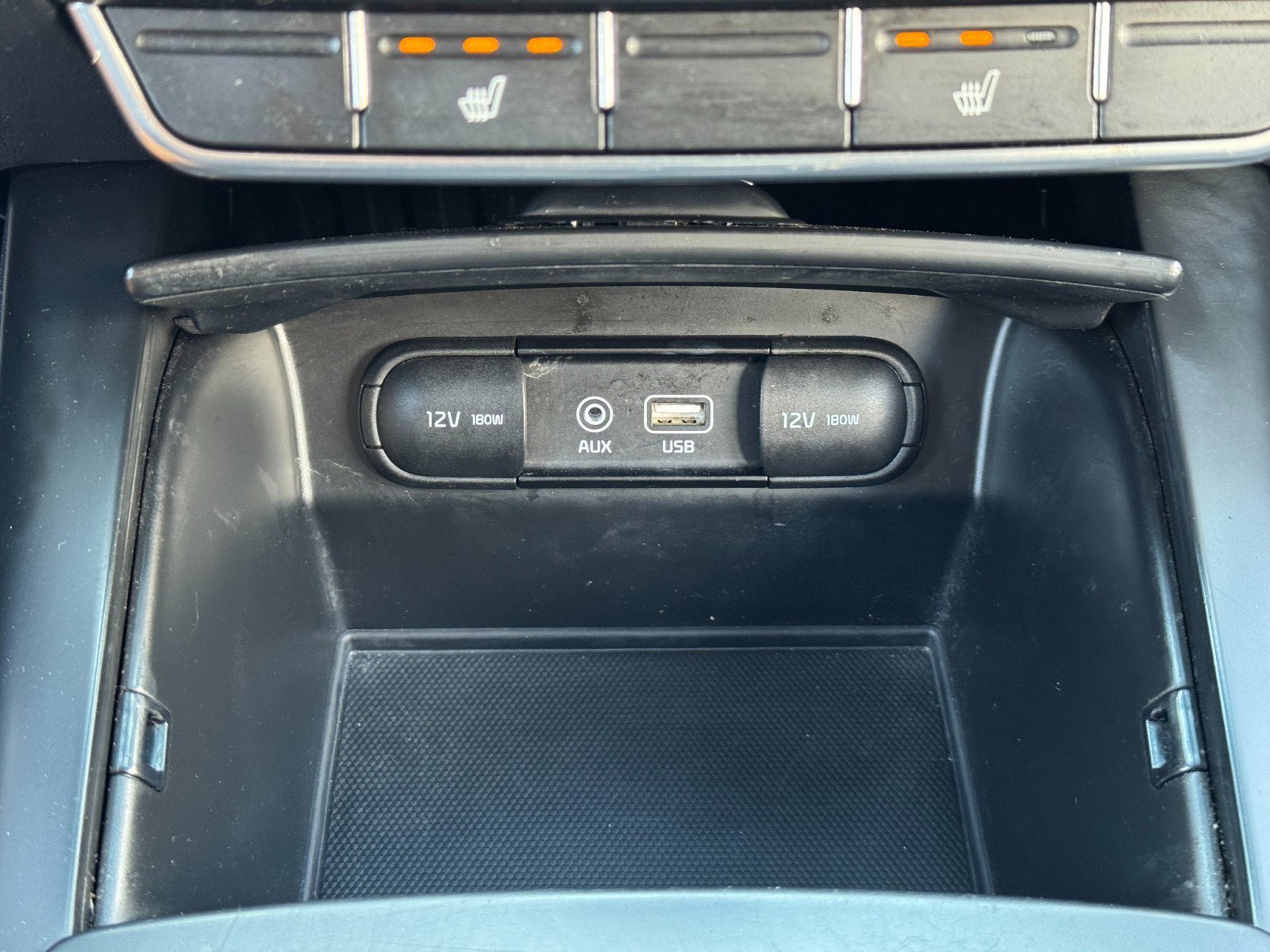 Used 2020 Kia Sorento S image 26