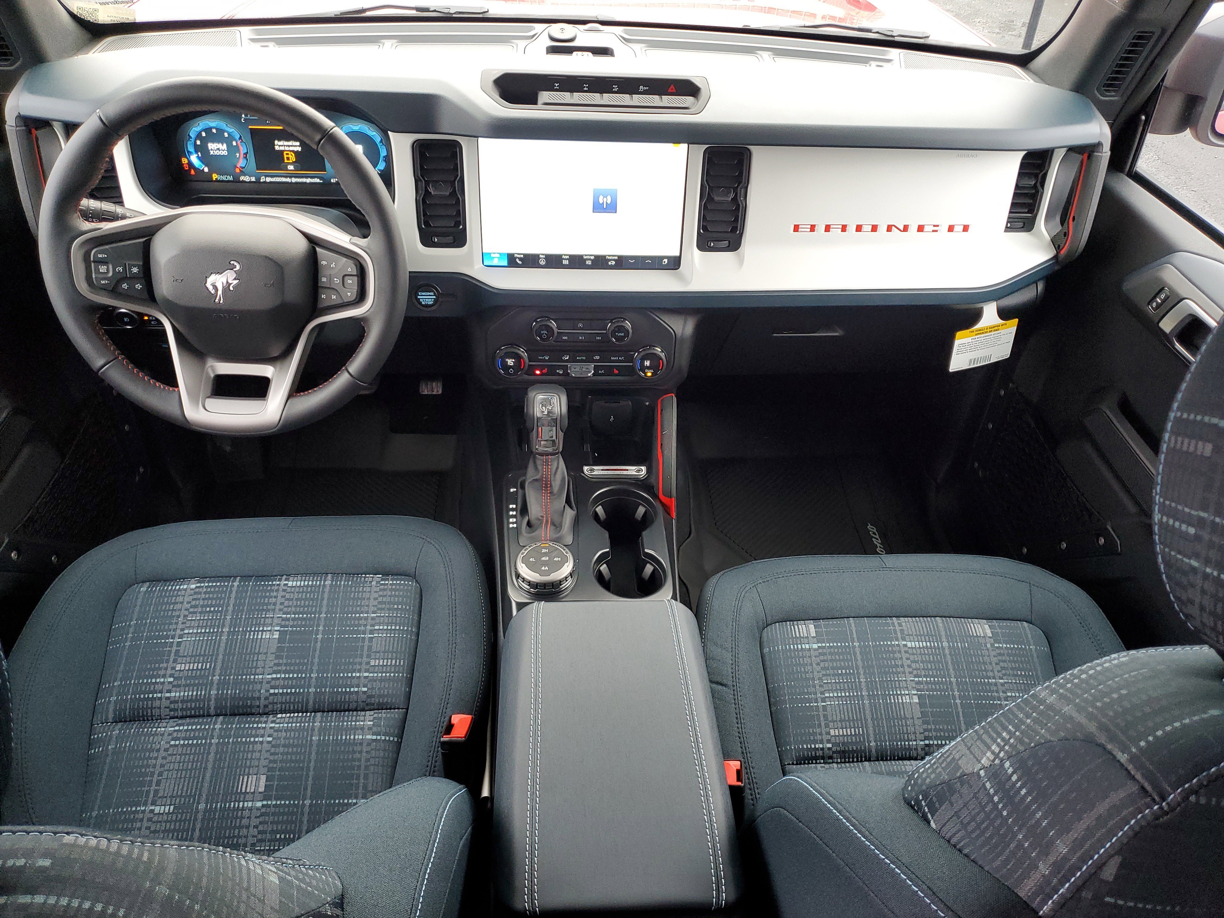 New 2025 Ford Bronco Heritage Edition image 15