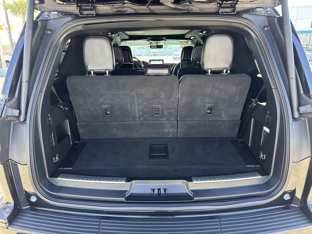 Used 2020 Lincoln Navigator Reserve w/ Equipment Group 208A Reserve image 8