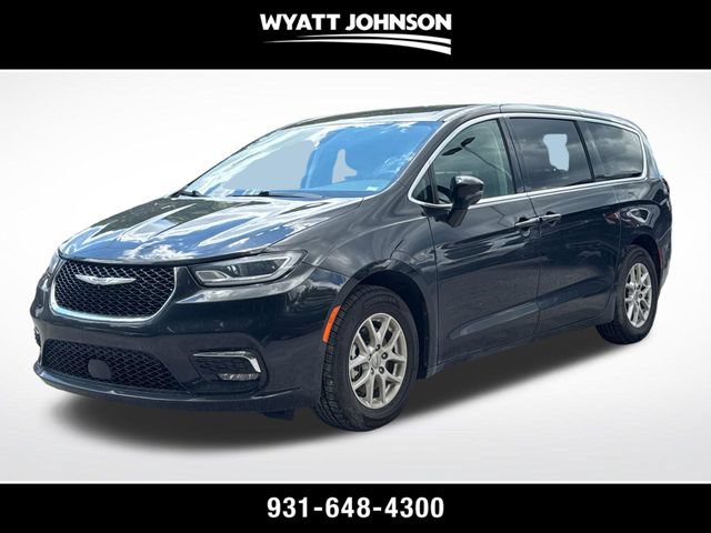 Used 2024 Chrysler Pacifica Touring-L