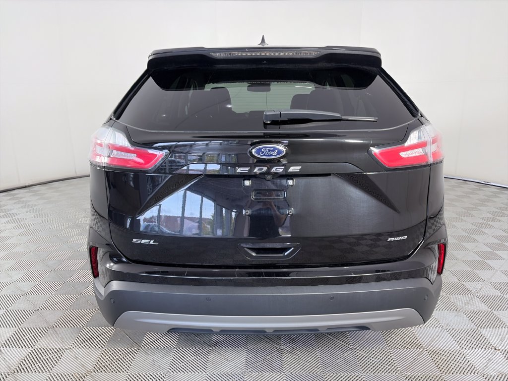 Used 2024 Ford Edge SEL AWD/4WD image 6