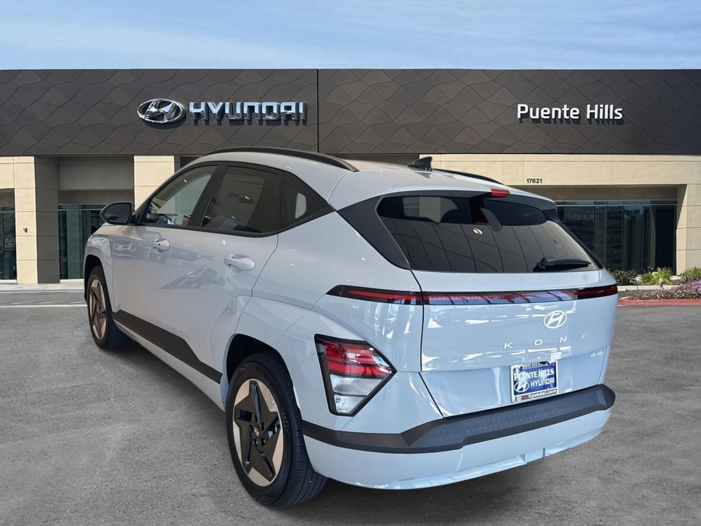 New 2025 Hyundai Kona SEL image 3