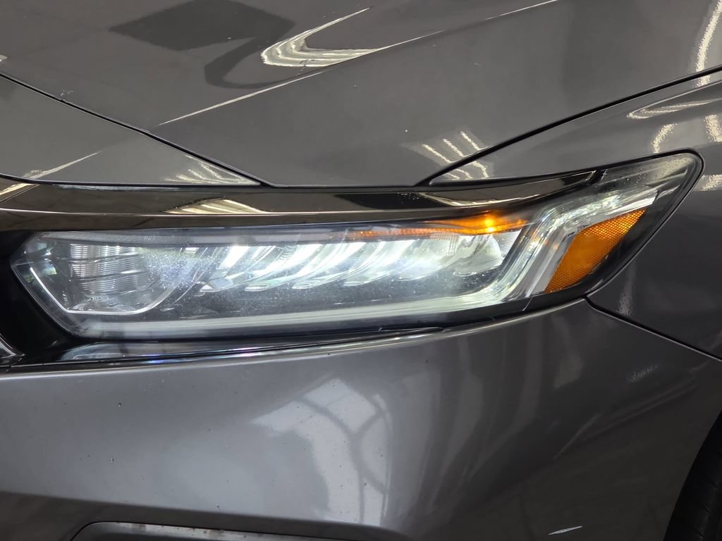 Used 2018 Honda Accord Sport image 30