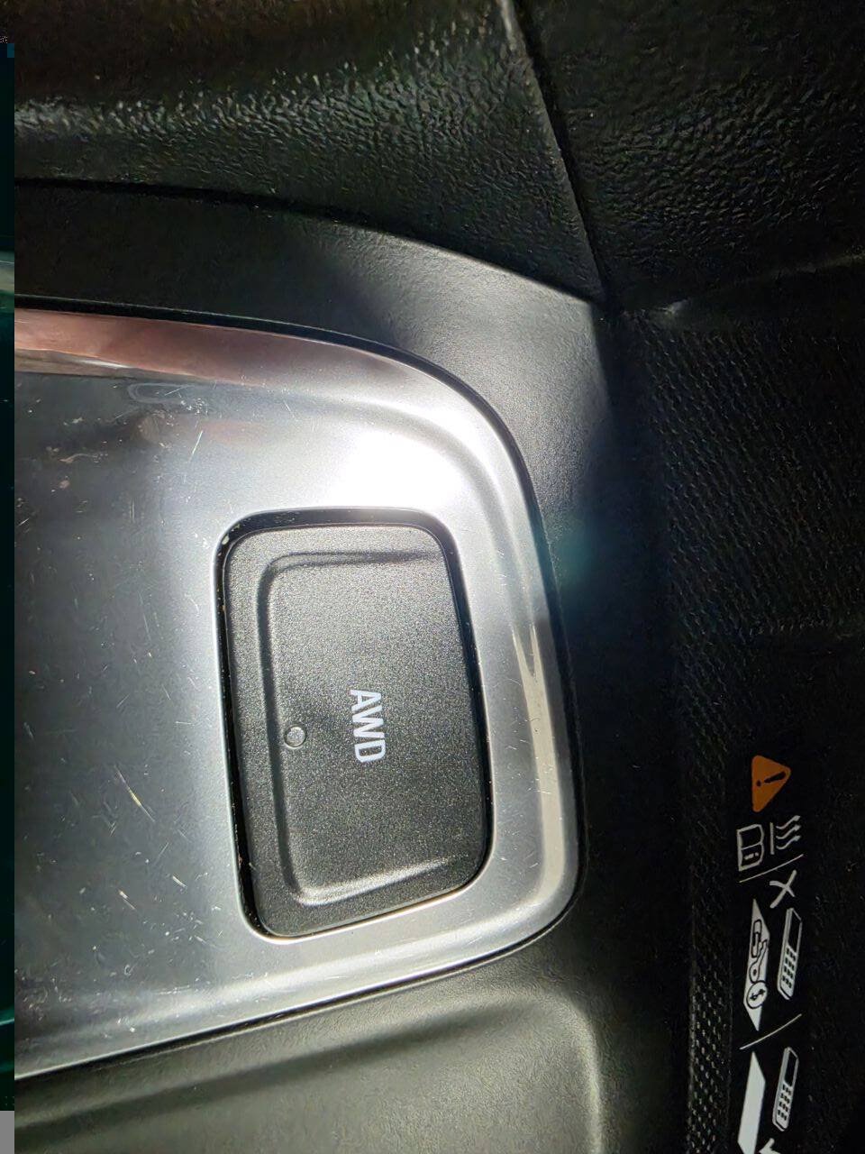 Used 2021 Chevrolet Equinox Premier w/ LPO, Floor Liner Package AWD/4WD image 43