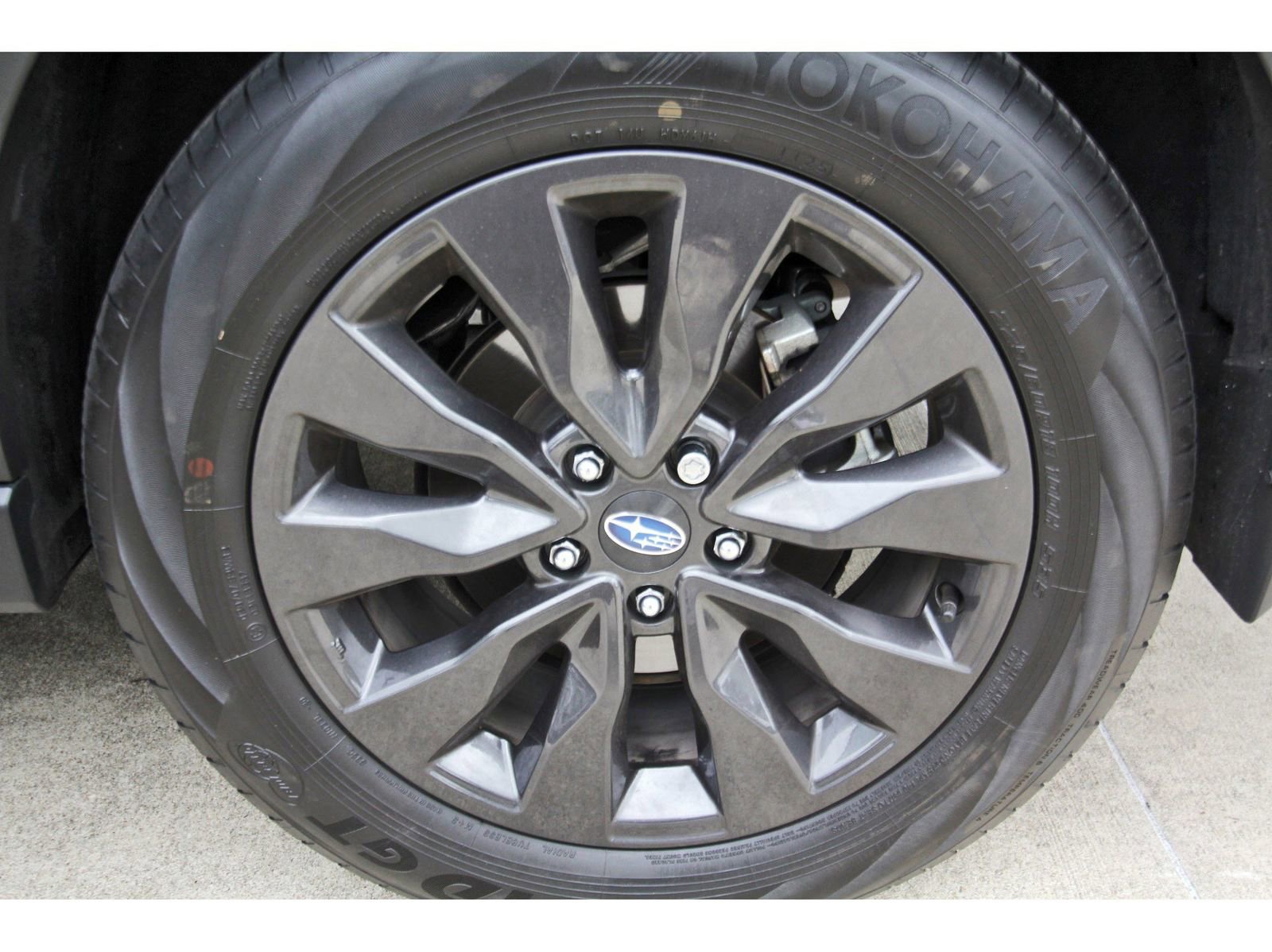 Certified 2025 Subaru Outback Onyx Edition AWD/4WD image 29