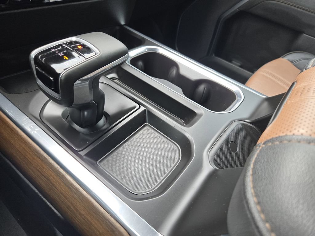 Used 2024 Chevrolet Silverado 1500 High Country w/ High Country Premium Package image 26