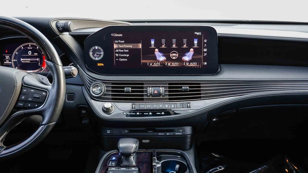 Used 2021 Lexus LS 500 w/ Interior Upgrade Package image 16