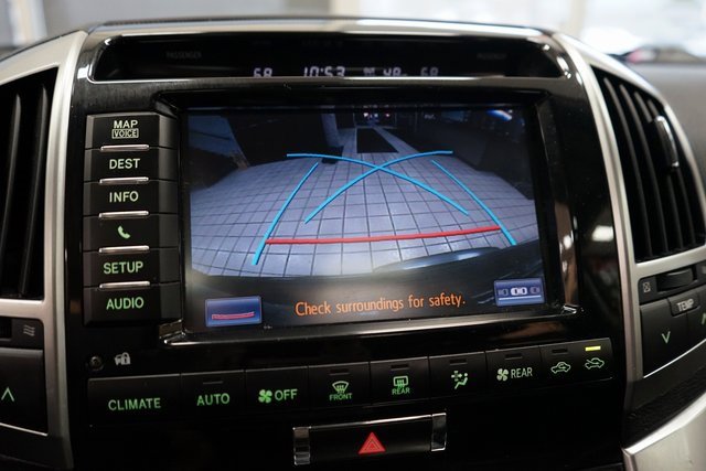 Used 2013 Toyota Land Cruiser image 10