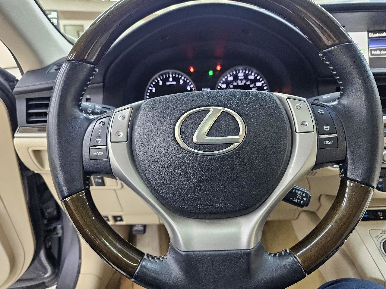 Used 2014 Lexus ES 350 w/ Luxury Package FWD image 28