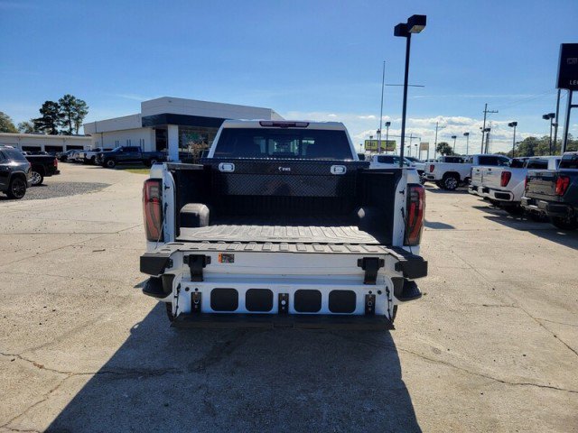 Used 2024 GMC Sierra 2500 AT4 w/ Technology Package image 8