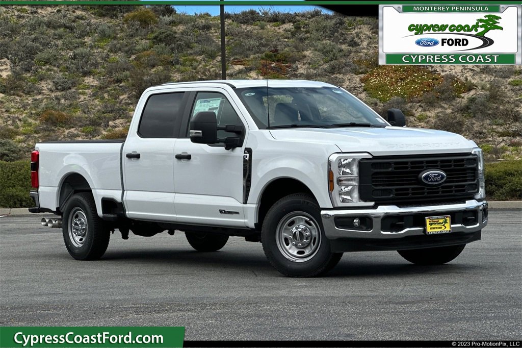 New 2025 Ford F250 XL w/ 360-Degree Camera Package