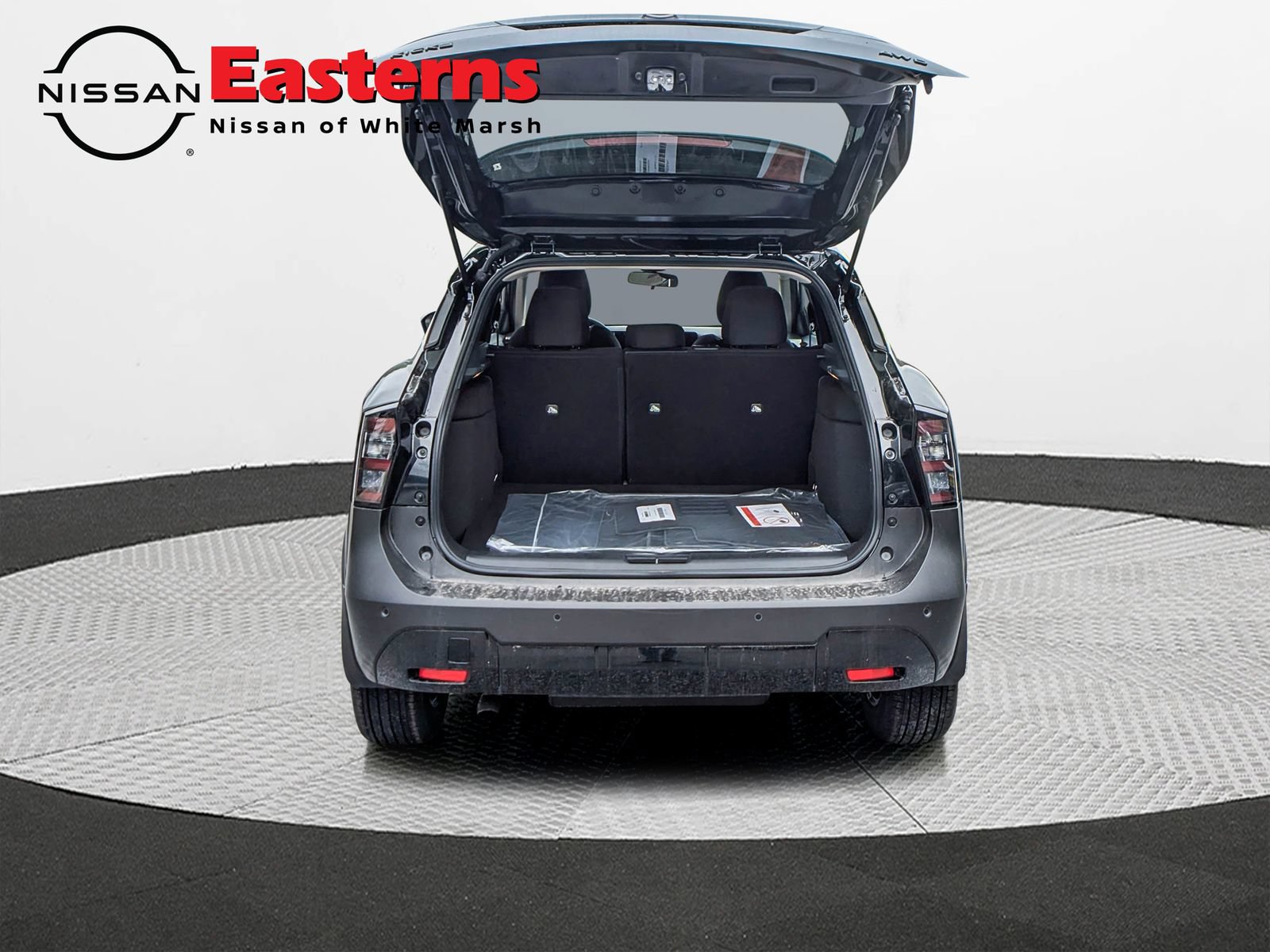New 2025 Nissan Kicks SV AWD/4WD image 17
