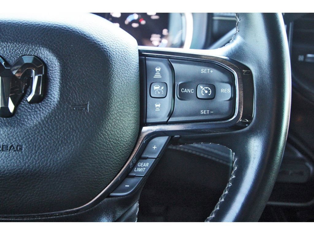 Used 2024 RAM 3500 Limited image 19