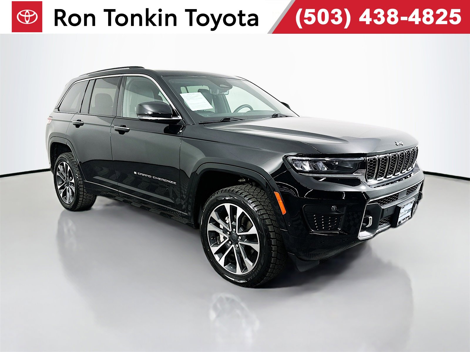 Used 2022 Jeep Grand Cherokee Overland w/ Luxury Tech Group IV image 1