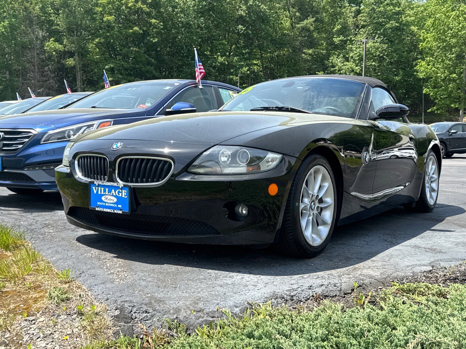 Used 2005 BMW Z4 2.5i RWD image 2
