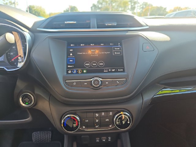 Used 2023 Chevrolet TrailBlazer LT FWD image 19