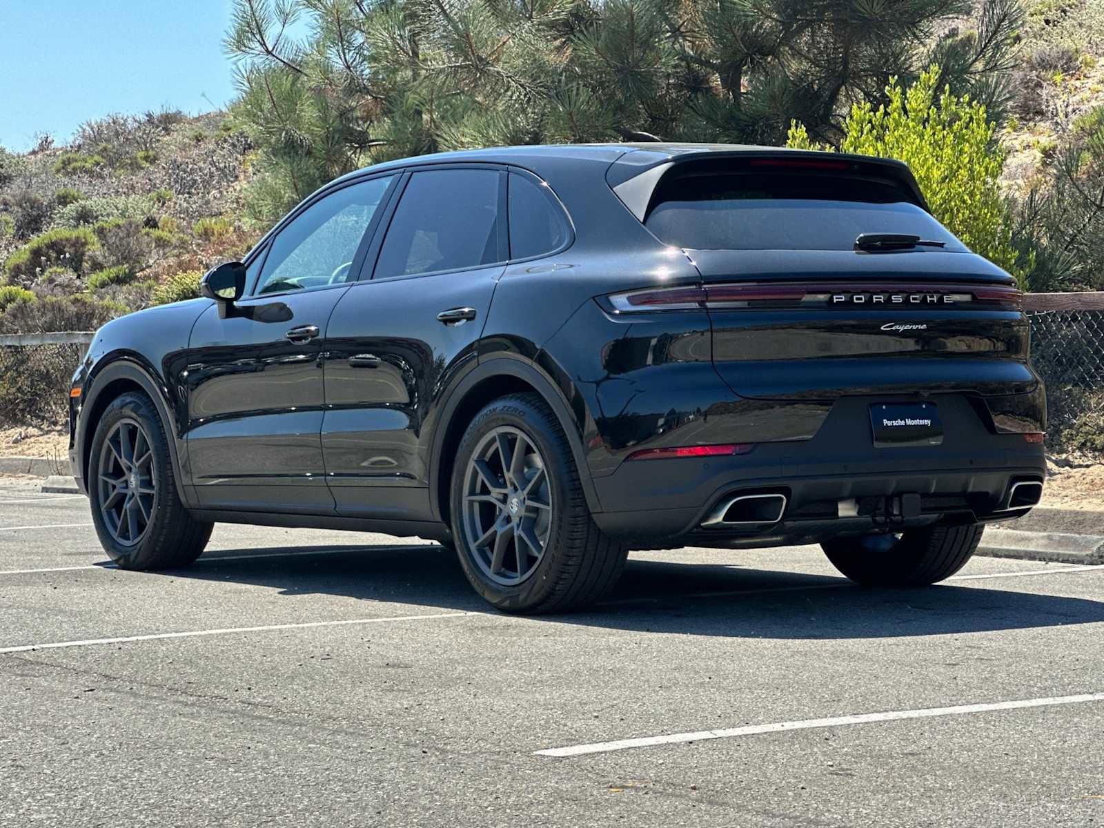 New 2025 Porsche Cayenne image 3