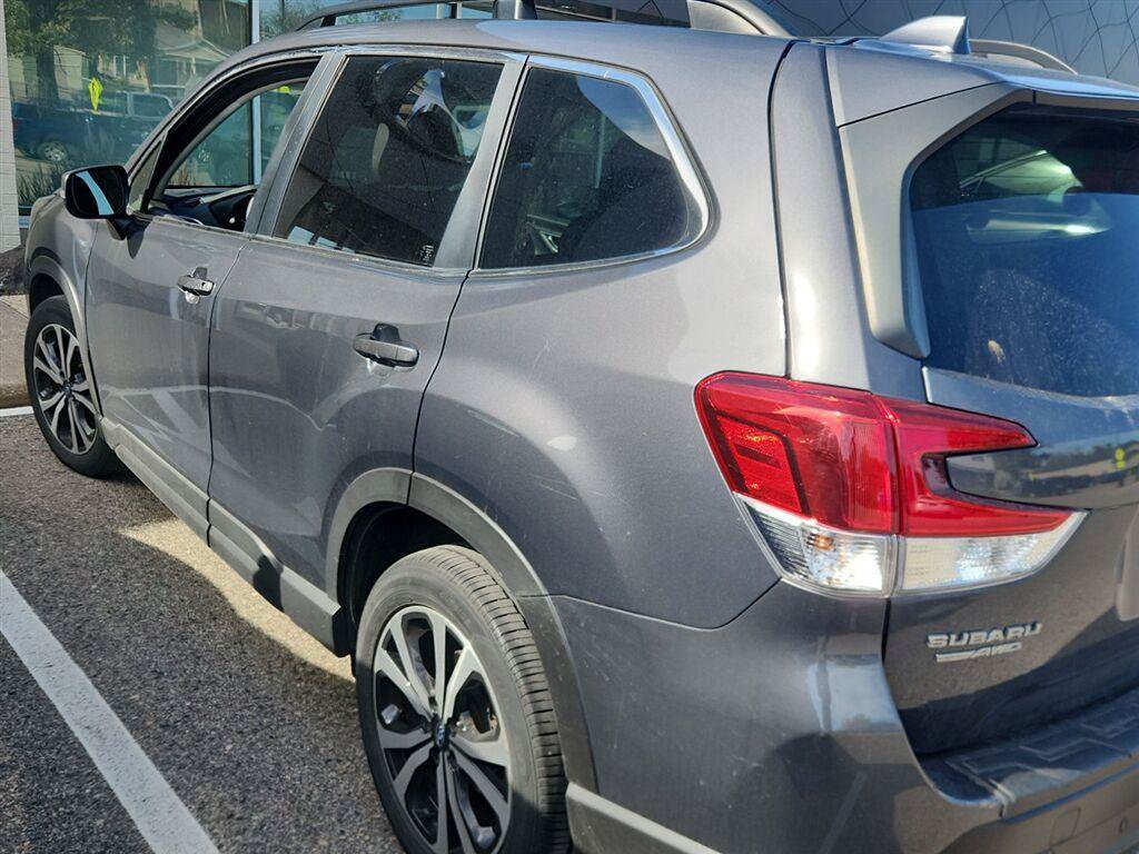 Used 2021 Subaru Forester Limited w/ Popular Package #3 AWD/4WD image 6