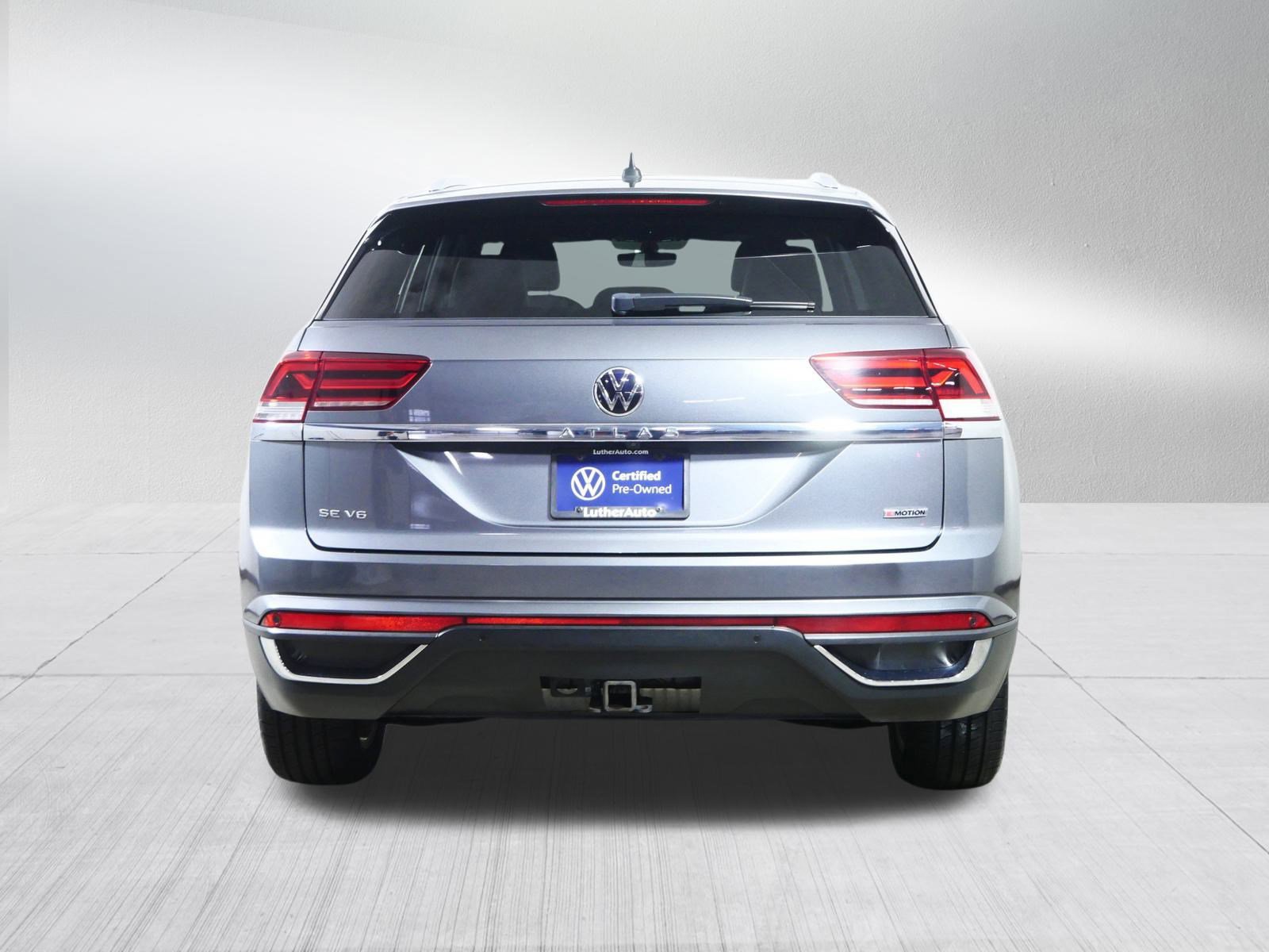Certified 2020 Volkswagen Atlas Cross Sport SE image 6