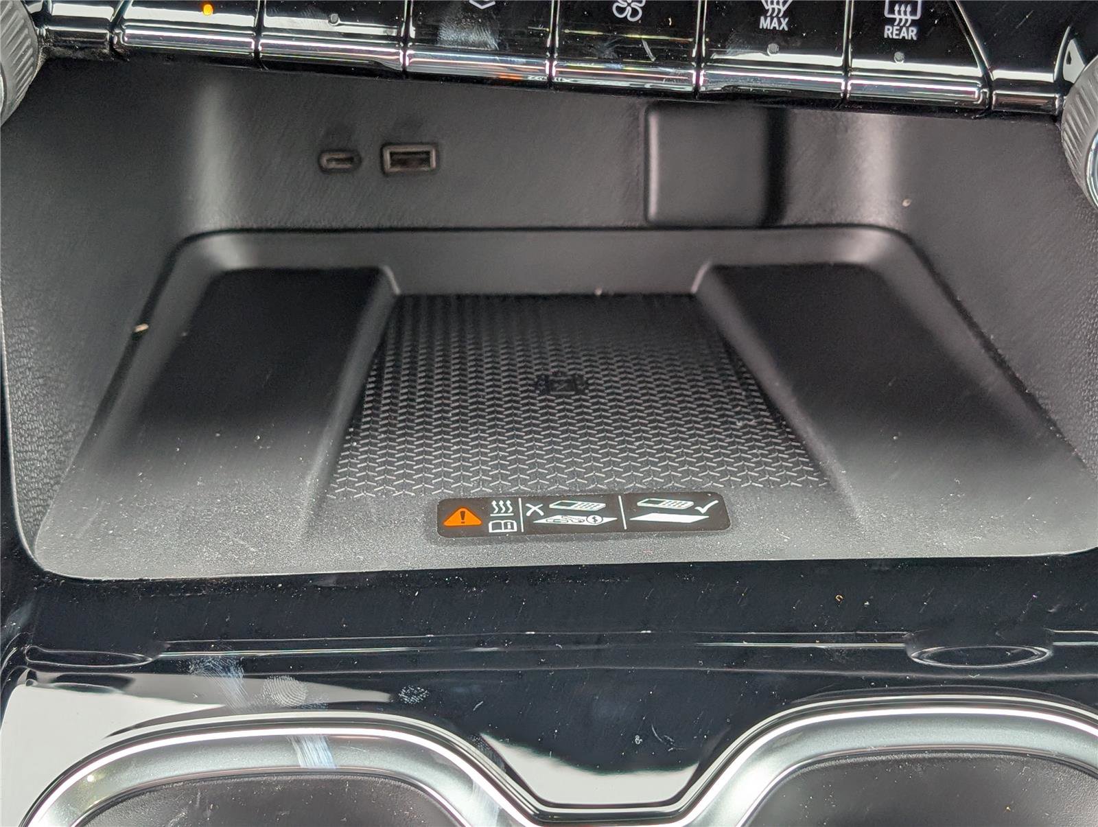 New 2026 Chevrolet Traverse RS w/ LPO, Floor Liner Package image 24