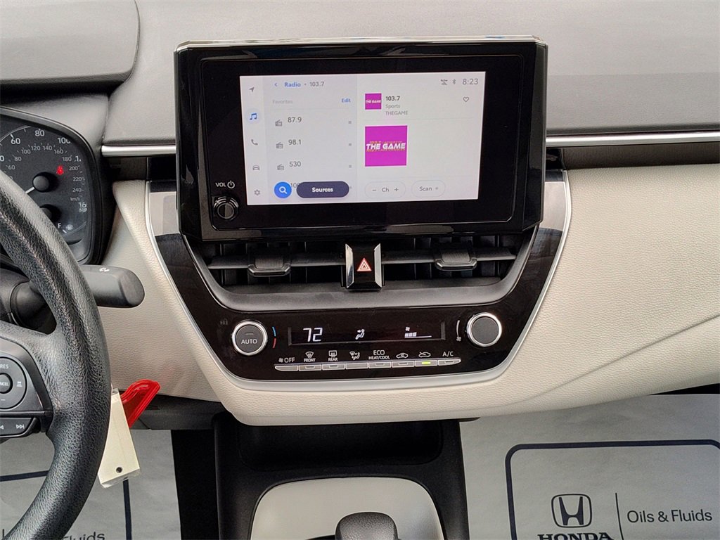 Used 2024 Toyota Corolla LE image 28