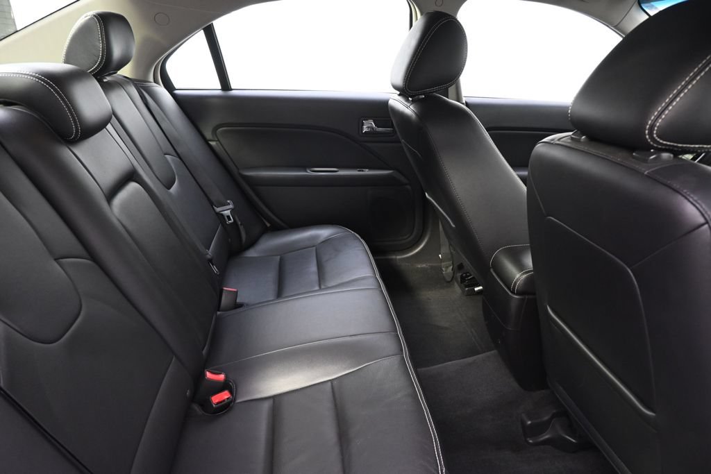 Used 2012 Ford Fusion SEL FWD image 18