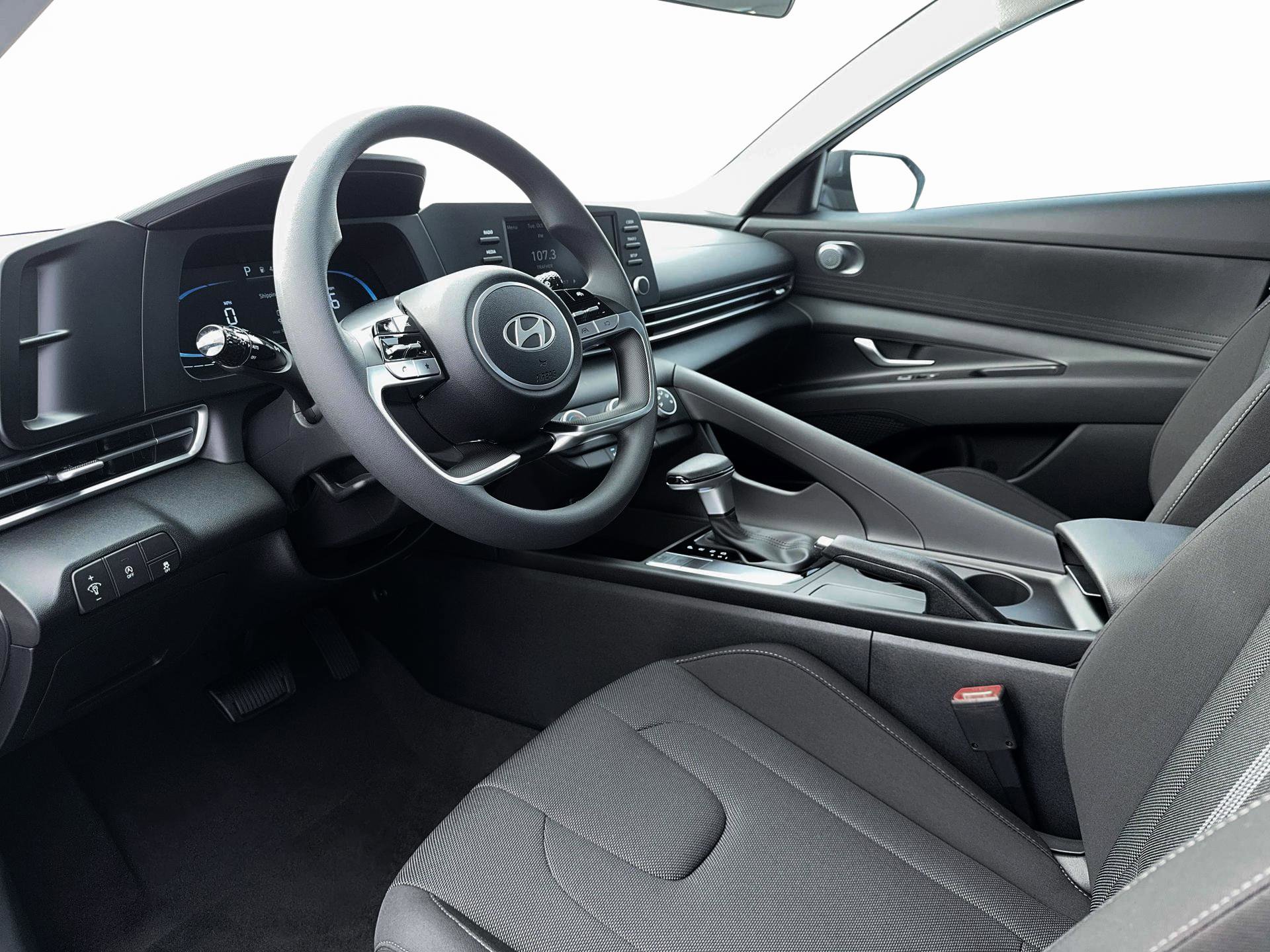 New 2026 Hyundai Elantra SE w/ Cargo Package image 14