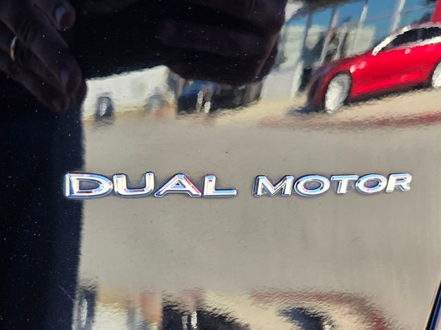 Used 2021 Tesla Model Y Long Range image 14