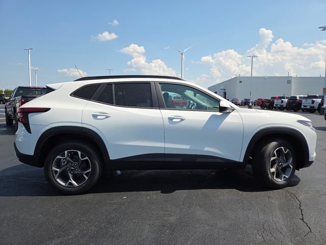 New 2026 Chevrolet Trax LT w/ LT Convenience Package FWD image 14