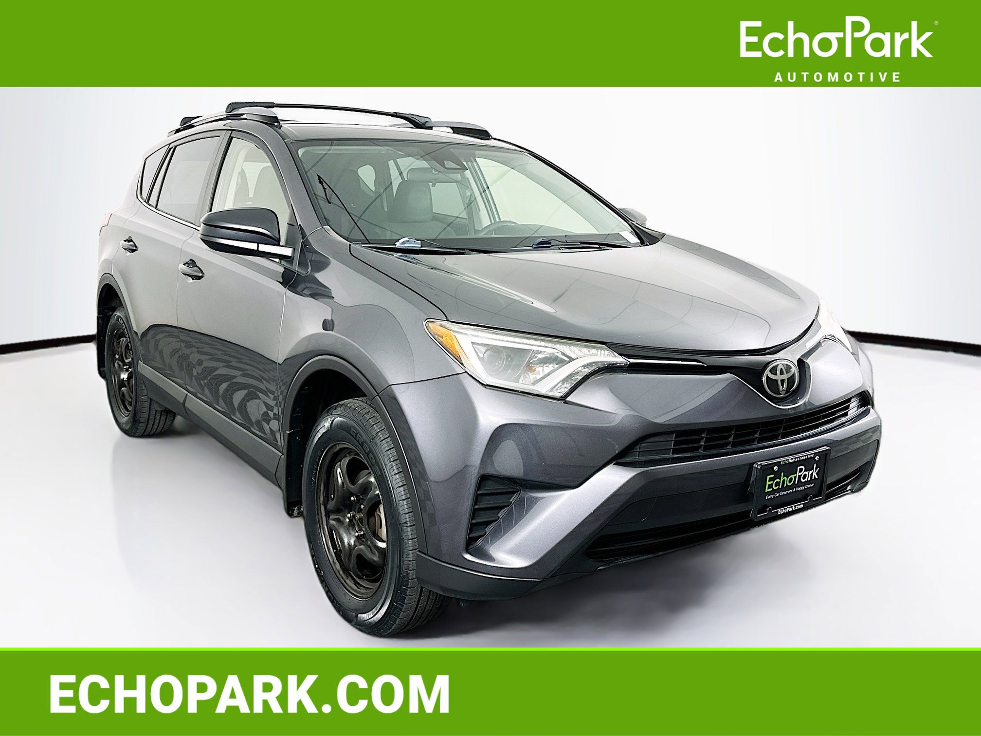 Used 2017 Toyota RAV4 LE image 1